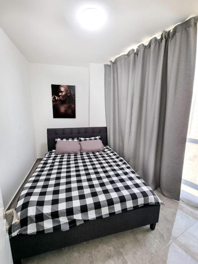 Sima Suite Ashdod Exterior photo